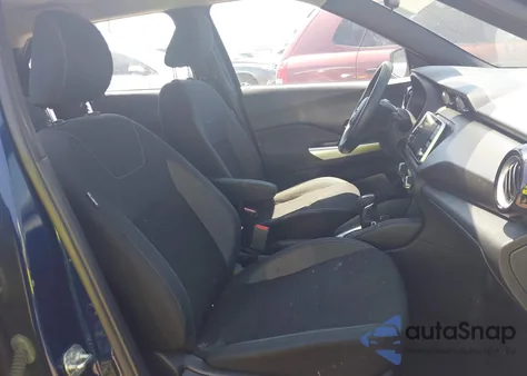 2020 Nissan Kicks Sv Xtronic Cvt from USA, damaged, VIN 3N1CP5CV0LL516687